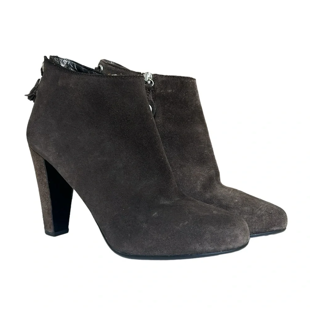 Prada The Original Car Shoe Gray Suede‎ Booties Tassels 39/8-8.5
